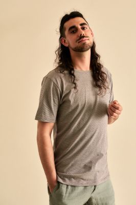 Kitchener Item - Cyriel Microstripe T-Shirt Turtle Dove & Seal Brown