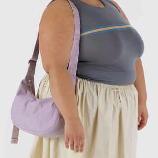 Baggu Medium Nylon Crescent Bag - Dusty Pink