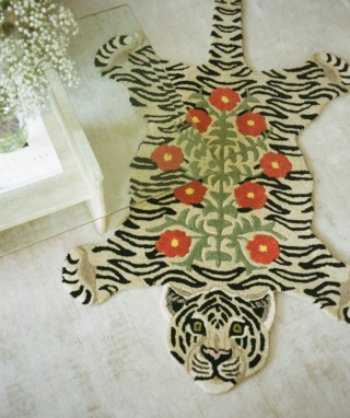 Doing Goods - Floral White Tiger Rug Large
