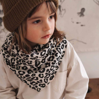  Rose in April - Bianca Swaddle: Graou Greige