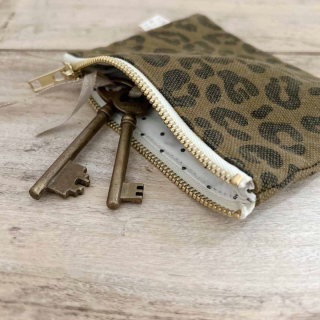 Rose in April - Marie Purse: Graou Olive
