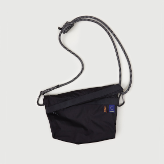PACKBAGS - Fold Sling Medium with Chunky Rope Strap: Lead Black/ Lead Black