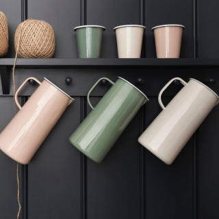 Falcon Enamelware 3 Pint Jug - Tarragon