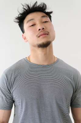 Kitchener Items - Cyriel SS Microstripe T-Shirt Blue Graphite & Turtledove 