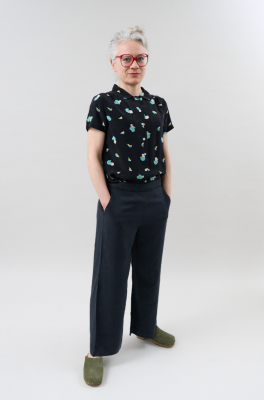 Kitchener Items - Camicia Blouse Nero Print Fiori Pastel