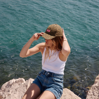 23 DEGRÉS x Rose in April - Cap: Graou Olive