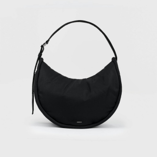Sandqvist - CURVE Crossbody Round Large: Black