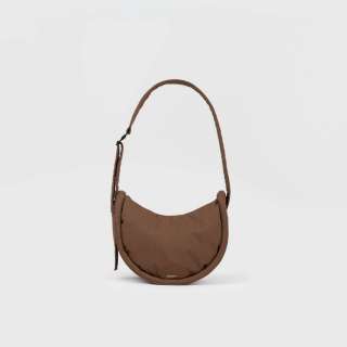 Sandqvist - CURVE Half Moon Bag Mini: Dark Taupe