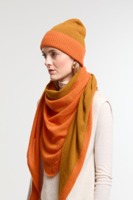 Mapoésie - Ocher Orange Viggo Triangle