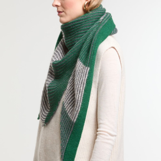 Mapoésie - Dark Green Olly Triangle