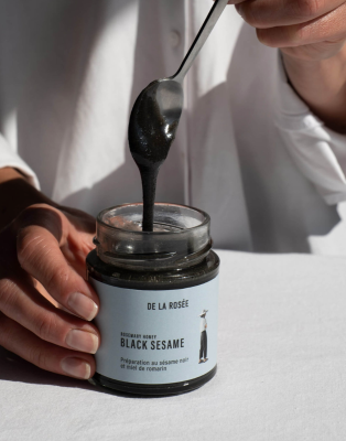 DE LA ROSÉE - Rosemary Honey and Black Sesame 