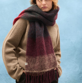 Becksöndergaard - Strada Tilda M Scarf Adrenaline Red 