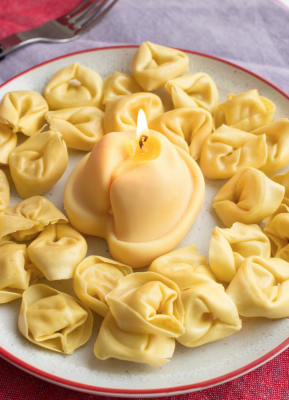 Nata Concept Store - Tortellini Candle