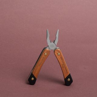Gentlemen's Hardware Plier Multi Tool 