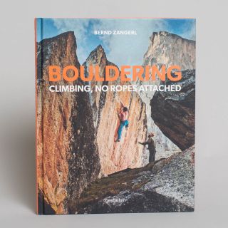 Bouldering Climbing: No Ropes Attached