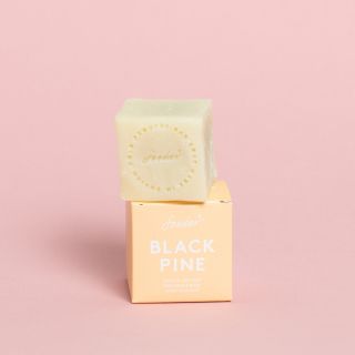 Soeder* Natural Cold Process Bar Soap - Black Pine 110g