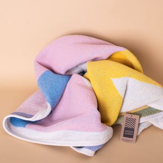 ZigZag Zürich - Mainstream Blanket / Throw by Catherine Lavoie
