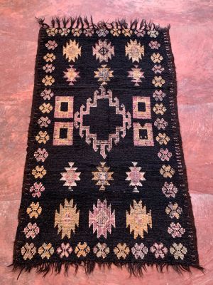 Vintage BERBER Carpet Nr4 2024 - 230cm x 133cm