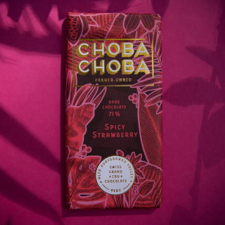  Choba Choba Spicy Strawberry: Pure Dark Swiss Chocolate with 71% Cacao and Strawberry and Jalapeño