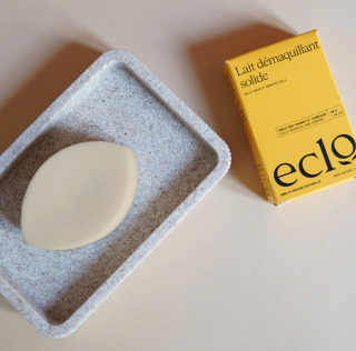 Eclo - Solid makeup remover milk 