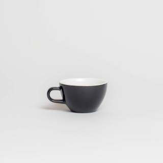 ACME Classic Cup Medium Penguin Black