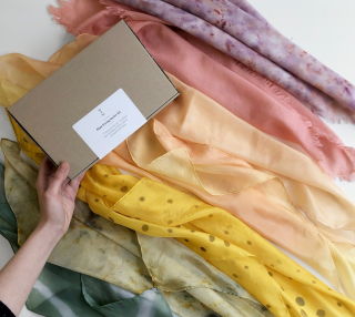 Kaliko Plant Dyeing Starter Kit - Cotton Bandana & Dye Plants