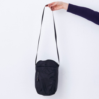 Bag 'n' Noun - Camp Pochette L Half in Black