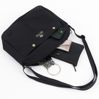 Bag 'n' Noun - Black 9 Pochette