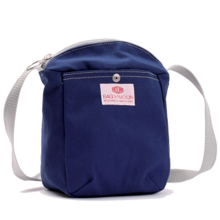 Bag 'n' Noun - Canvas Pochette Mini in Navy