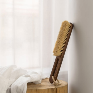 Steamery - Clothing Brush