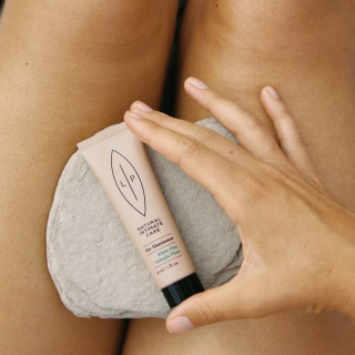LIP Organic Intimate Care - The Illuminator | White-stemmed Pine + Bush Plum