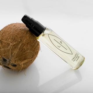 LIP Organic Intimate Care - Cleansing + Moisturising Oil | Coconut + Vanilla