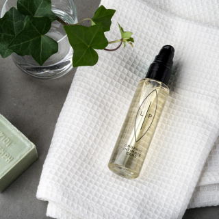 LIP Organic Intimate Care - Intimate Shaving Oil | Bisabolol