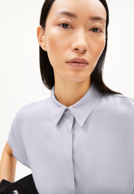 Armed Angels LARISAANA Blouse Relaxed Fit LENZING™ ECOVERO™ Viscose - Misty Morning